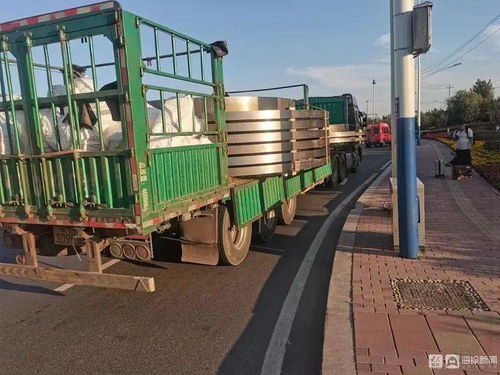 货车超宽一米欲闯高速，胶州收费站精准拦截显成效